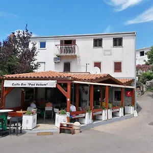 Pod Voltom Apartment