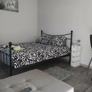 M&s Perkovic Apartman Krmed